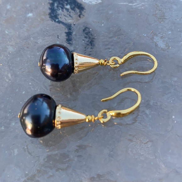 Real Pearl Earrings, Dangle style - Picture 2 of 3